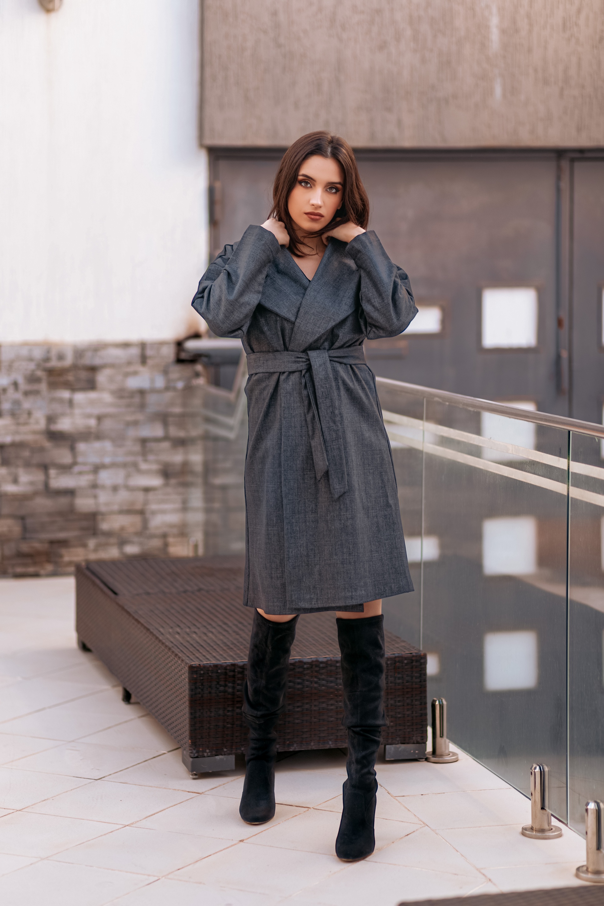 MANTEAU OVERSIZE  À CARREAUX GRIS